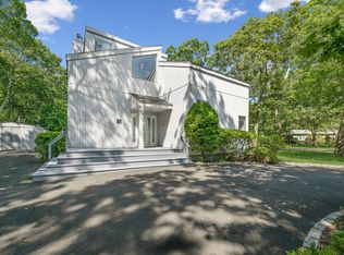58 Homewood Dr, Hampton Bays, NY 11946
