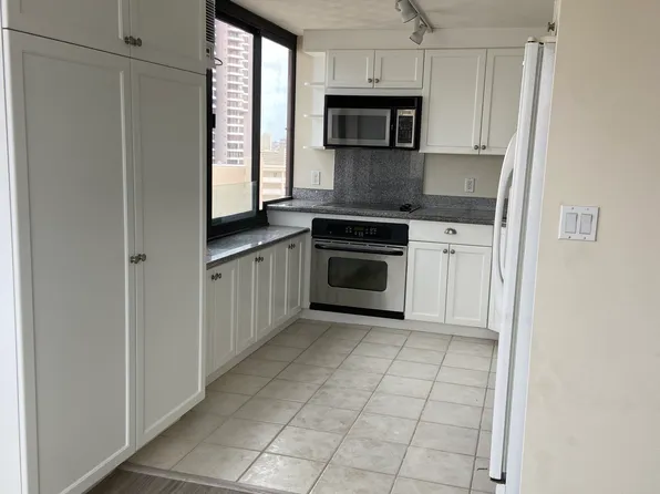 343 Hobron Ln, Honolulu, HI