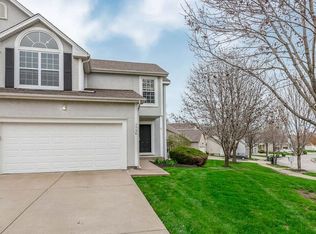 7736 W 148th St, Overland Park, KS 66223