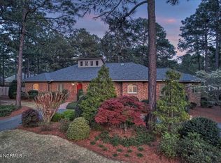 5 Chatham Ln, Pinehurst, NC 28374