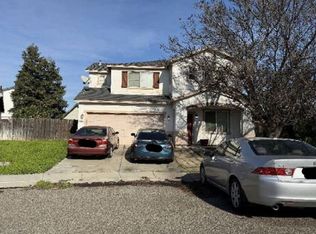 2345 Bungalow Ct, Riverbank, CA 95367
