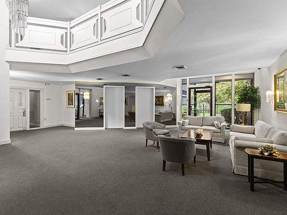 4th image of 770 Salisbury St APT 346