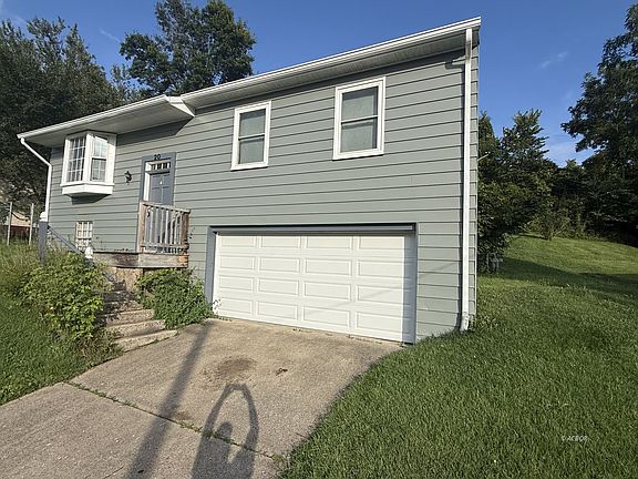 5th image of 20 Berkeley Dr