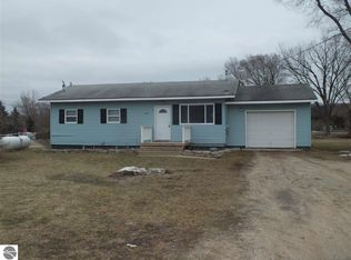 5011 S Garfield Rd, Kingsley, MI 49649