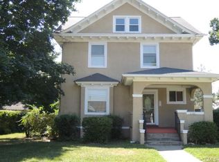 2081 Park Ave, Bridgeport, CT 06604