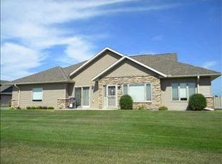 1656 Thunderbird Rd, Marshall, MN 56258