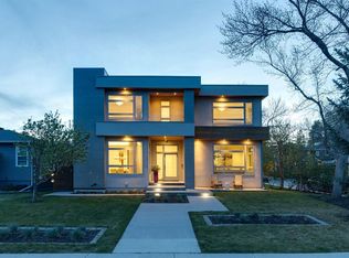 739 SE 33a St NW, Calgary, AB T2N 2X2