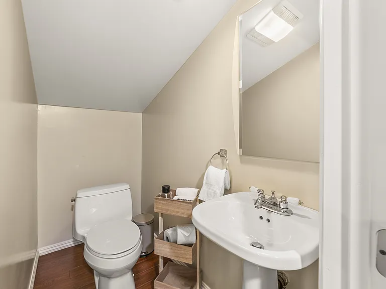 6635 Ben Ave — Photo 41