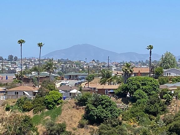 3rd image of 2813 Menlo Ave