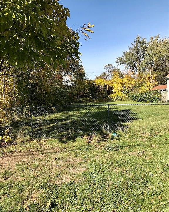 1st image of 190 Landon St