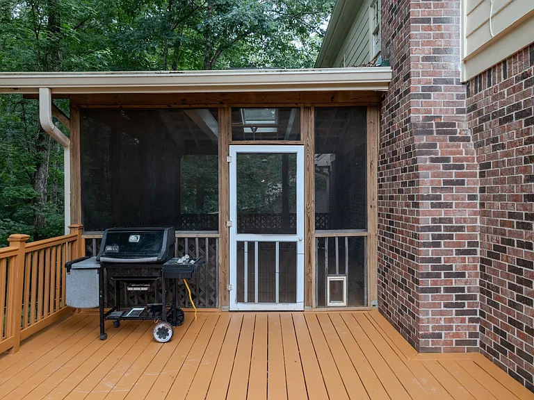 2858 Livsey Dr — Photo 6