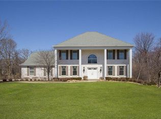 4109 Quail Park Dr, West Des Moines, IA 50265