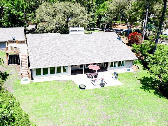 3rd image of 39 Barony Ln