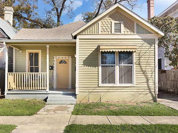 2nd image of 220 Upson St #A