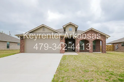 1605 Emma St Photo 1