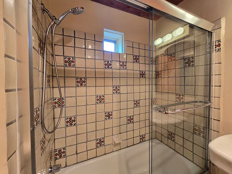 617 Don Felix St #A — Photo 18