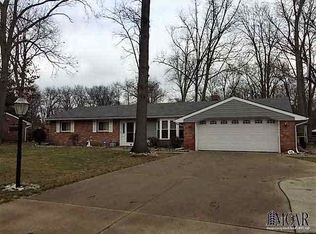 7724 Fir Dr, Temperance, MI 48182