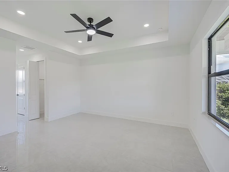 3500 33rd St SW — Photo 15