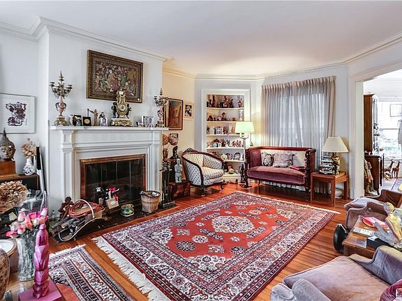 4th image of 82 W Oakwood Pl