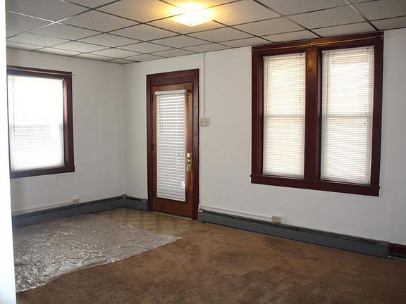 5th image of 62 N 4th St