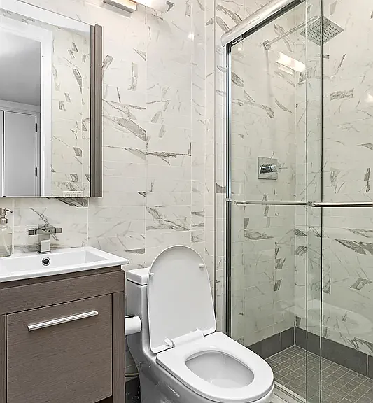 1059 Manhattan Ave #D — Photo 6