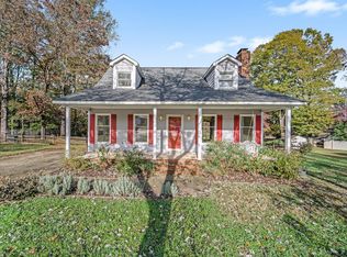 2105 Lampglow Ct, Gastonia, NC 28056