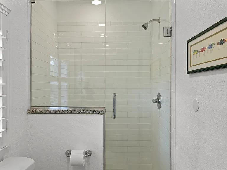 903 W Kentucky Ave #B — Photo 4
