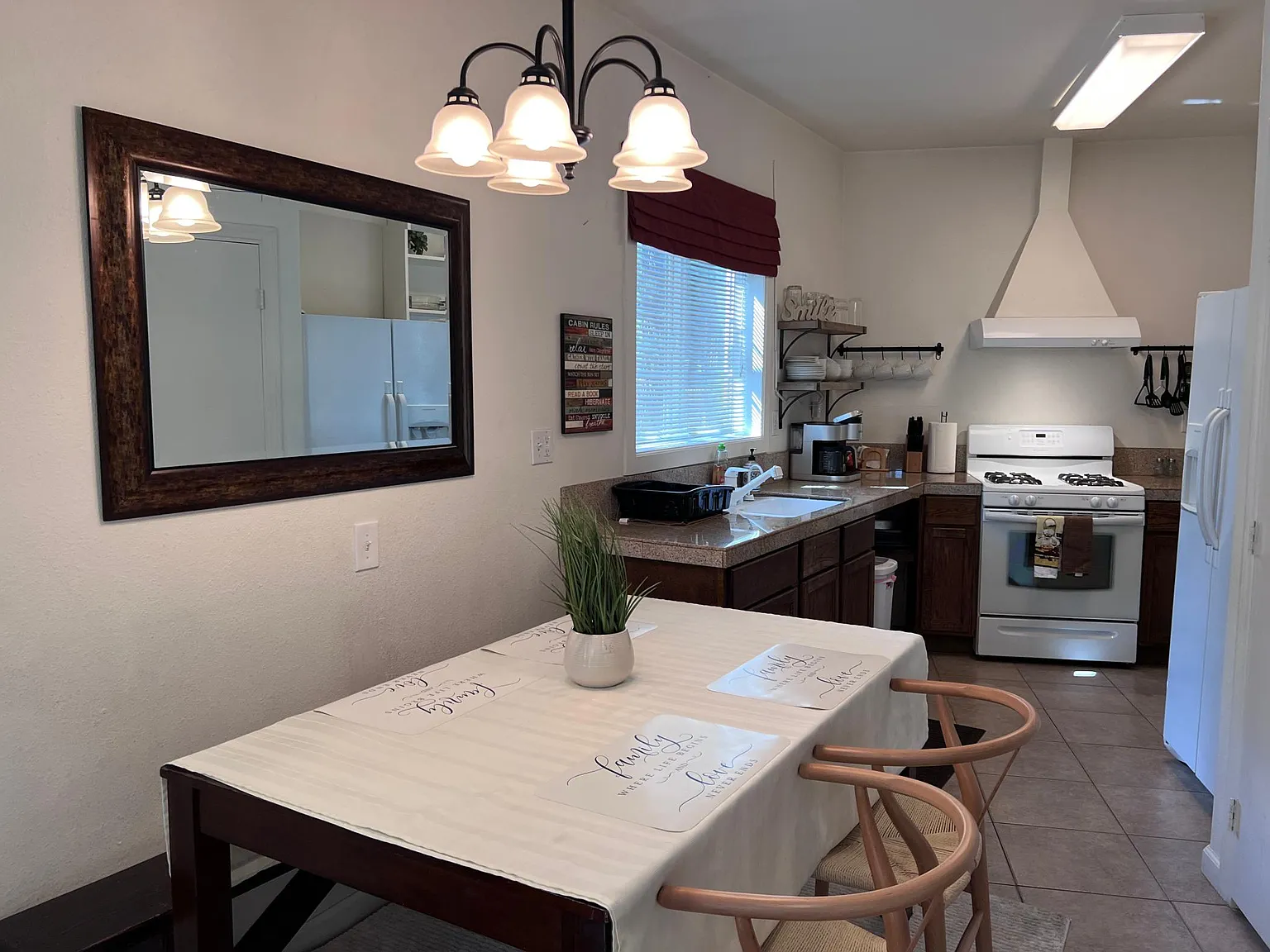 501 Irving Way — Photo 4