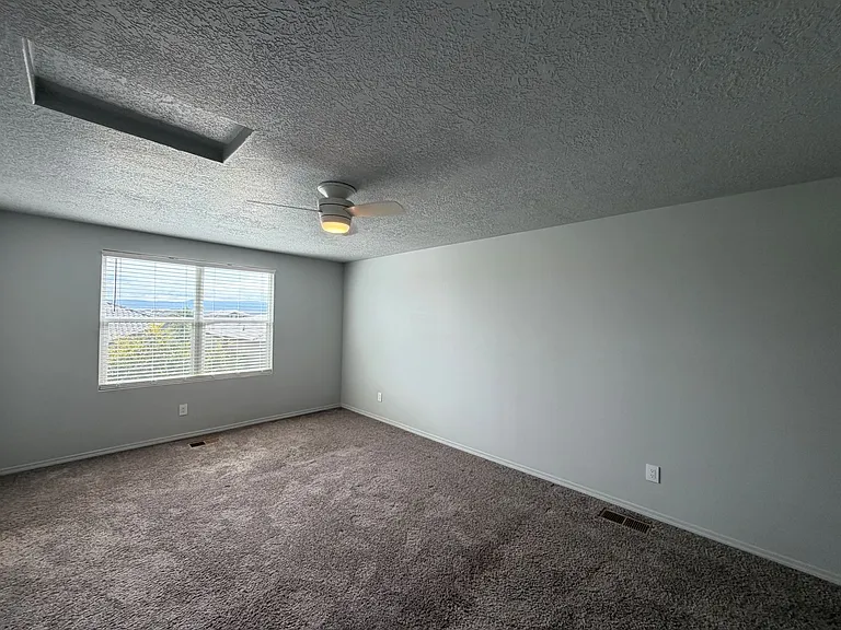 6119 Motherwell Dr SE — Photo 16