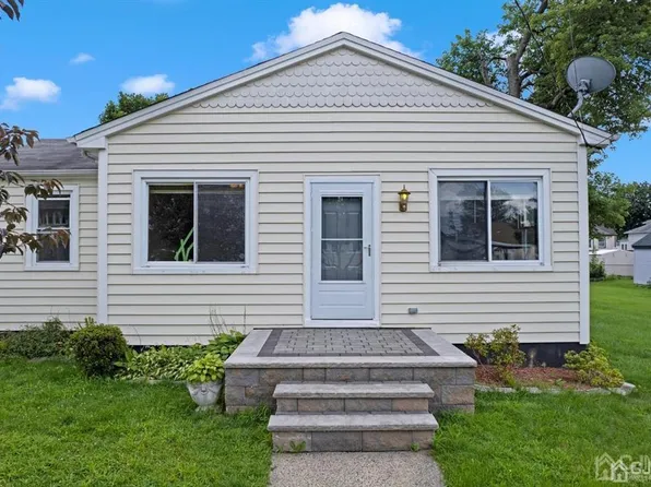 116 Plainfield Ave, Piscataway, NJ 08854