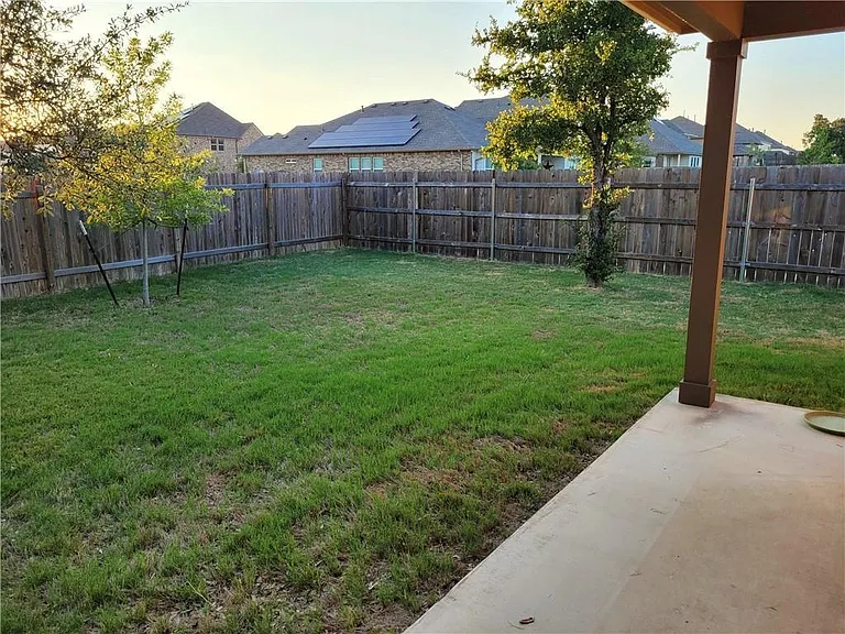 300 Bright Star Ln — Photo 14