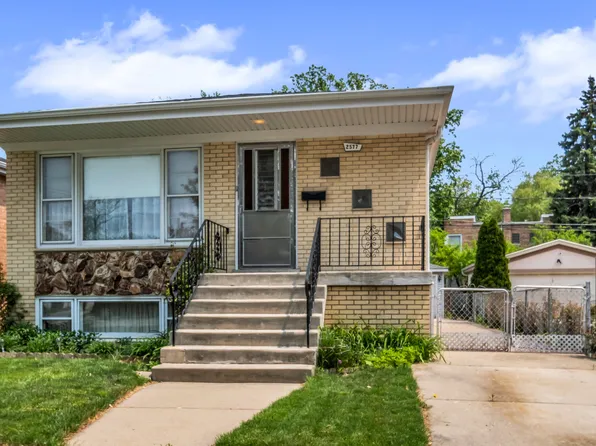 2577 Wood St, River Grove, IL 60171