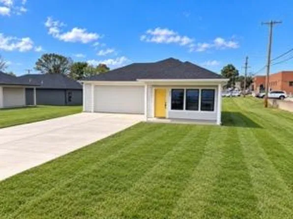 600 S Highland St, Harrisonville, MO 64701
