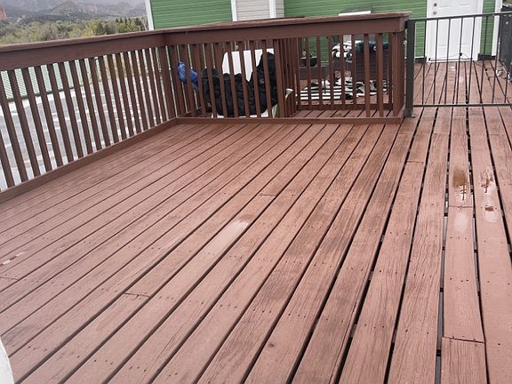 2nd image of 520 Winnie Way