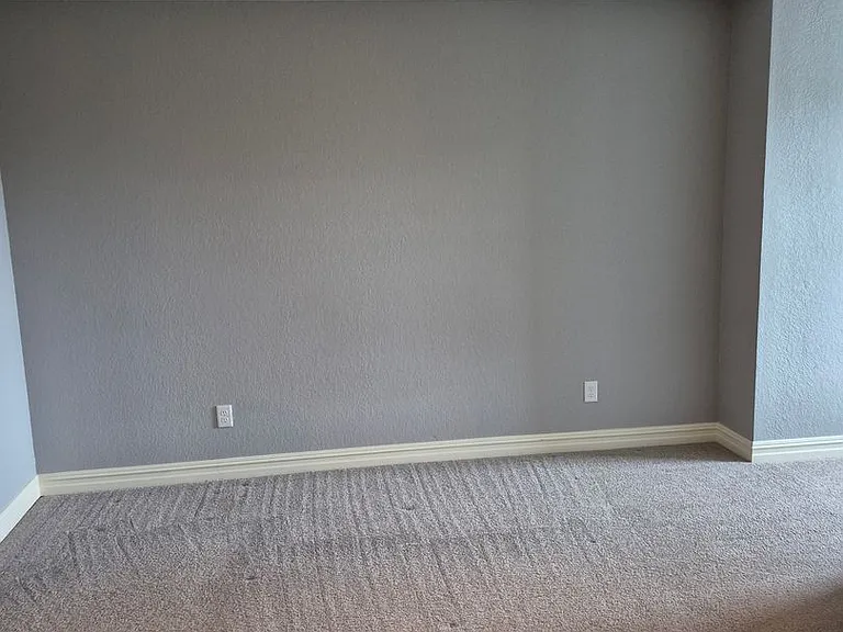9002 Chanel Pl — Photo 6