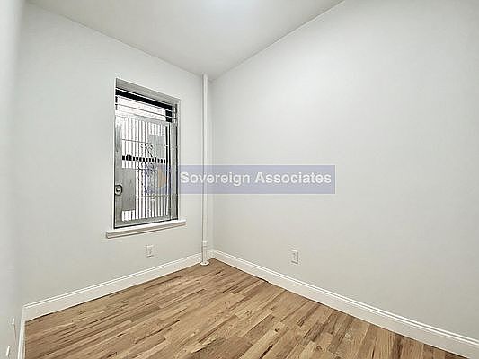5th image of 300 Fort Washington Ave #K1