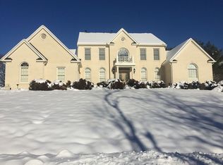 11102 Tommye Ln, Reston, VA 20194