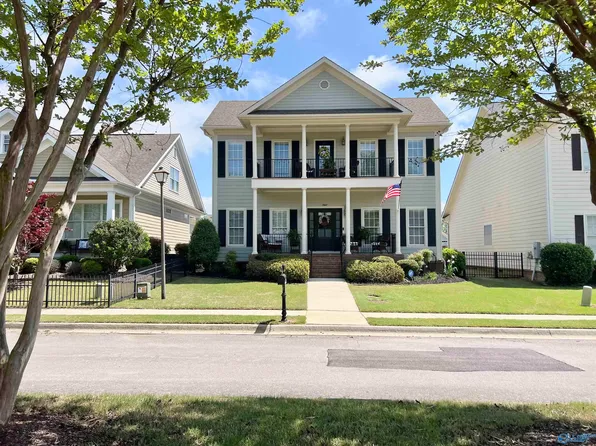 7007 Southgate Dr SE, Owens Cross Roads, AL 35763