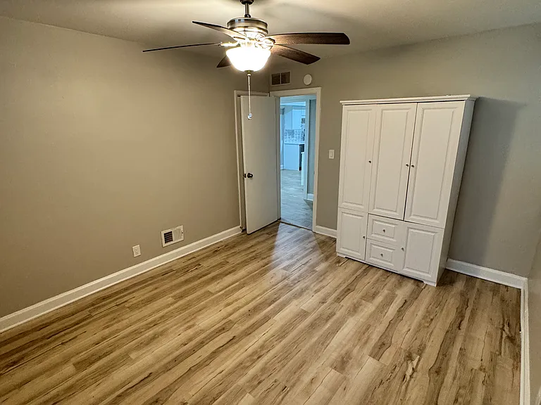 1204 Eastridge Rd SW #B — Photo 7