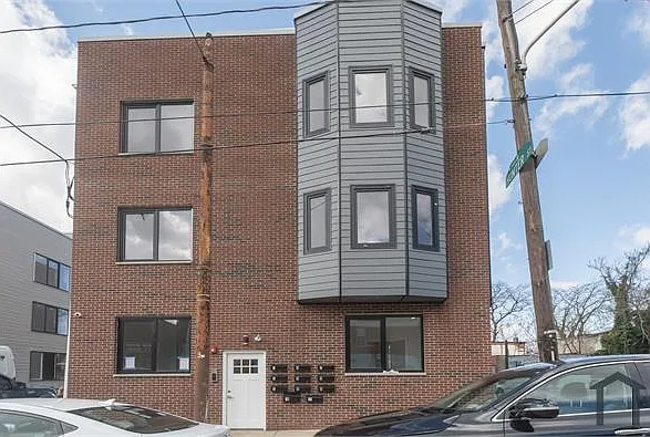1620-22 N 54th St #10 — Photo 1