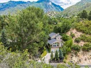 10093 S Dimple Dell Rd, Sandy, UT 84092