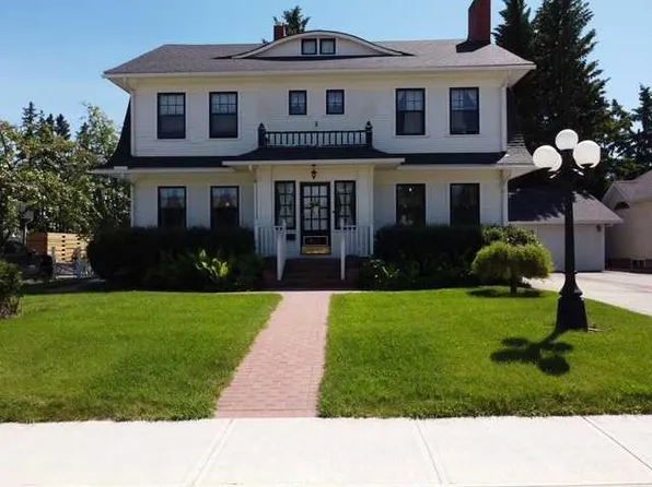 5331 N 51st Ave, Lacombe, AB T4L 1N5