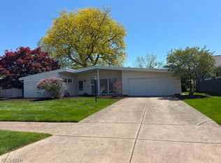 6401 Sherborn Rd, Parma Heights, OH 44130