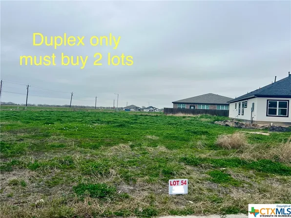 125 W Aimable St, Port Lavaca, TX 77979