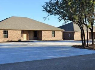 205 Watts Ln, Gatesville, TX 76528