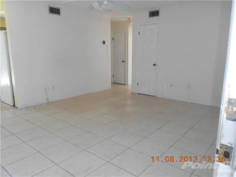 2nd image of 301 S Fernwood Ave