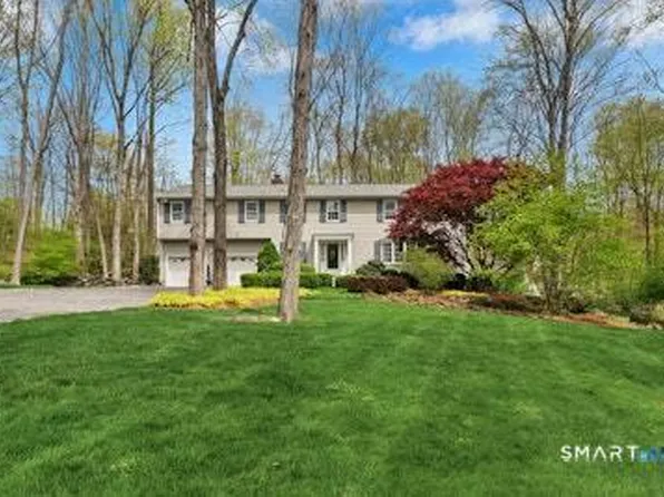 95 Alexandra Drive, Stamford, CT 06903