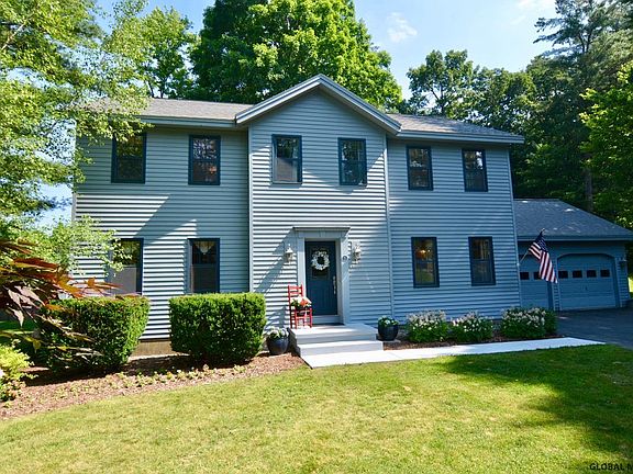 3rd image of 23 Leonardo Dr