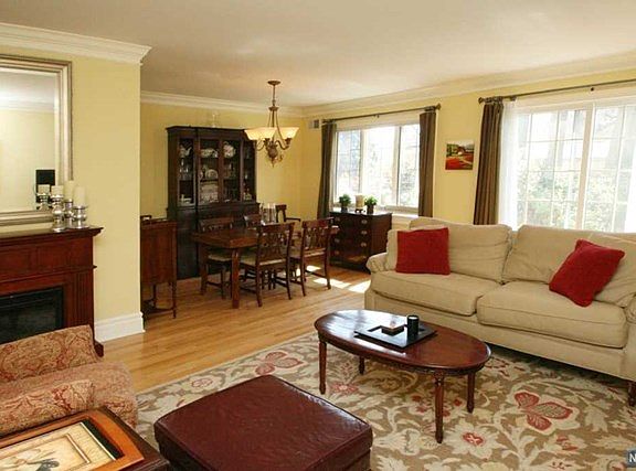 5th image of 51 N Mountain Ave APT 5