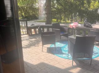 469 Country Club Dr, Lake Geneva, WI 53147